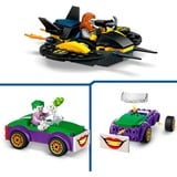 LEGO DC Super Heroes - La Batcave avec Batman, Batgirl et Le Joker, Jouets de construction 76272