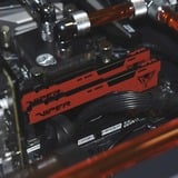 Patriot PVE2464G400C0K, Mémoire vive Noir/Rouge