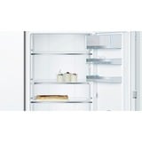 Bosch Serie 8 KIF51AFE0 réfrigérateur Intégré (placement) 220 L E Blanc, Réfrigération à l’état complet 220 L, SN-T, 37 dB, E, Blanc