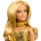 Mattel HRH19, Poupée 