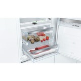 Bosch Serie 8 KIF87PFE0 réfrigérateur-congélateur Intégré (placement) 237 L E Blanc, Combination Réfrigérateur / congélateur 237 L, SN-ST, 8 kg/24h, E, Nouvelle zone compartiment, Blanc